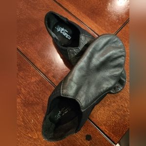 COPY - Girls jazz shoes